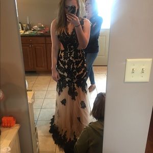 Camille la vie prom dress